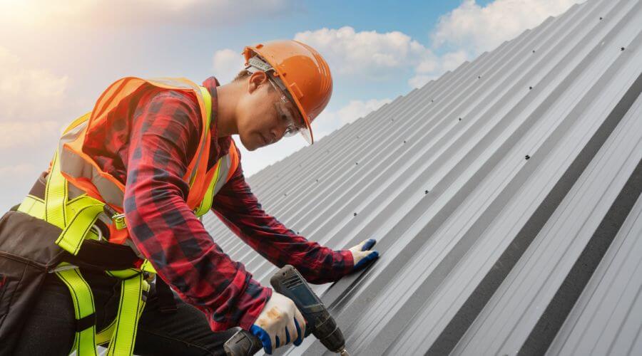 Professional gutter cleaning in Eden, TX